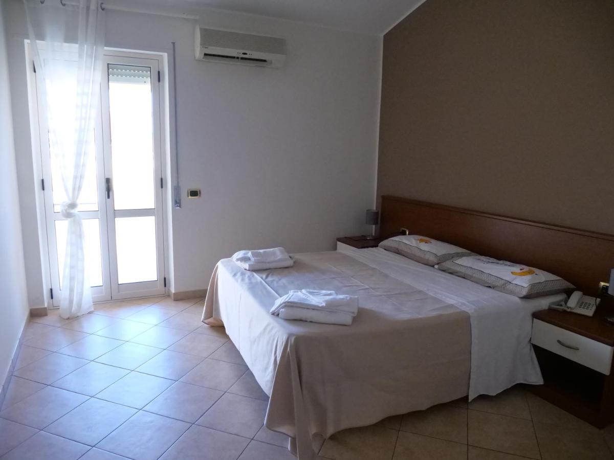 Pietrapaola Grand Hostel Calabria מראה חיצוני תמונה